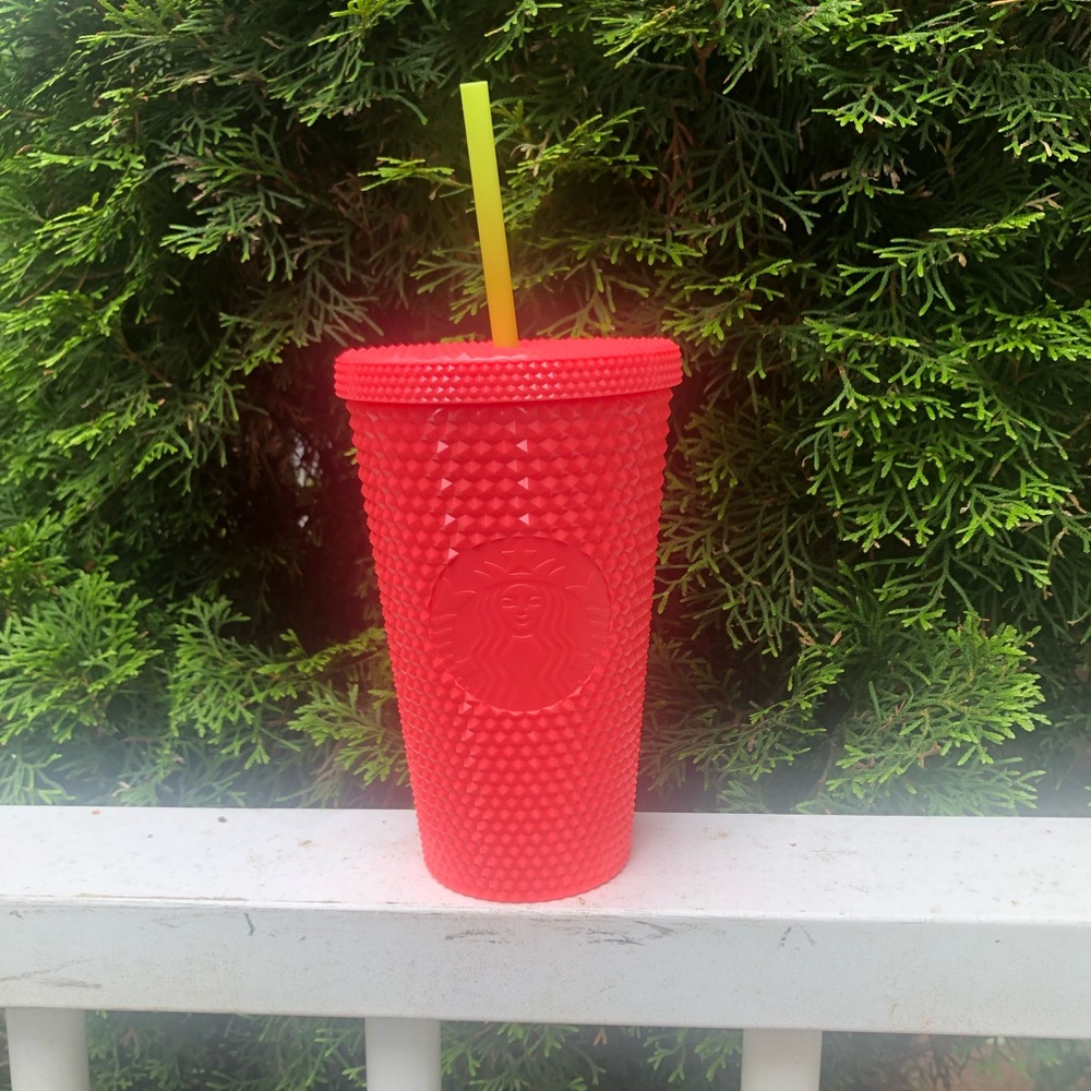 Starbucks Coral Pink Dragon Fruit Studded Tumbler Summer 2022 16 oz